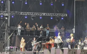 Ali Gua Gua participa en un concierto de cumbia en la Ciudad de México