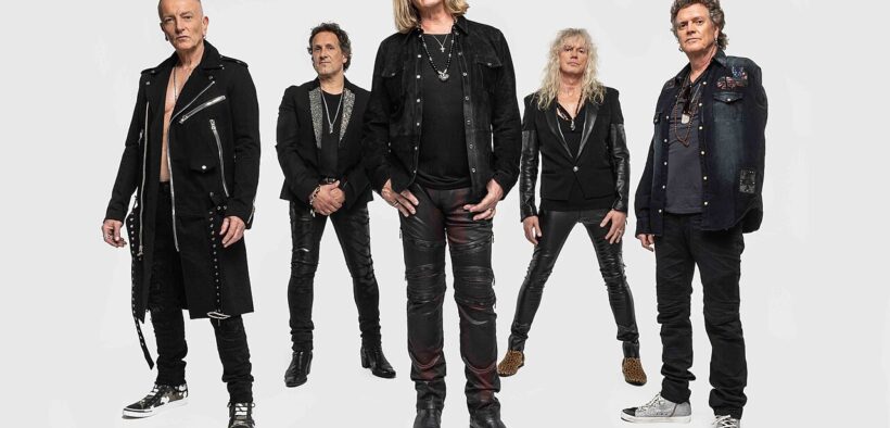 Integrantes de Def Leppard en una fotografía de archivo de 2018