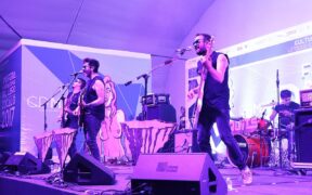 La banda mexicana Liquits durante una presentación en vivo