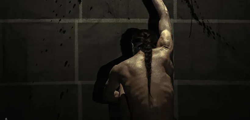 Artista de danza butoh en la imagen oficial del ciclo Mitotiani