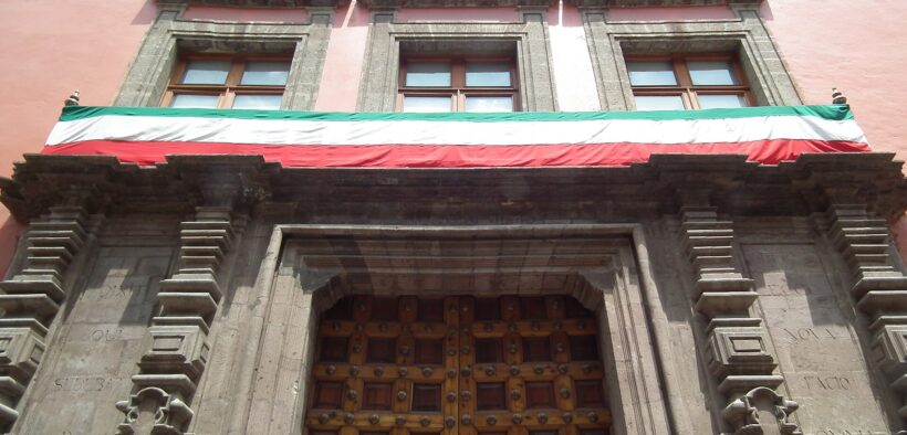 Fachada superior del Antiguo Palacio del Arzobispado, sede del Museo de Arte de la SHCP.