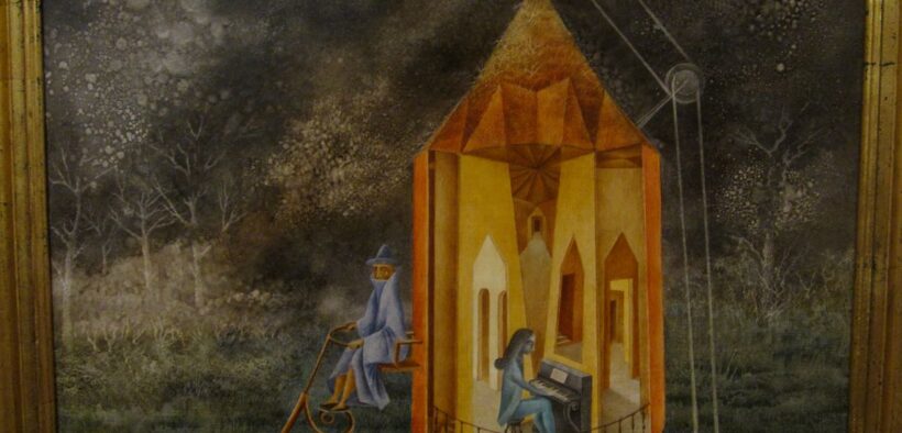 Roulotte, obra de Remedios Varo, en una fotografía documental de 2011; no es una vista del montaje actual.